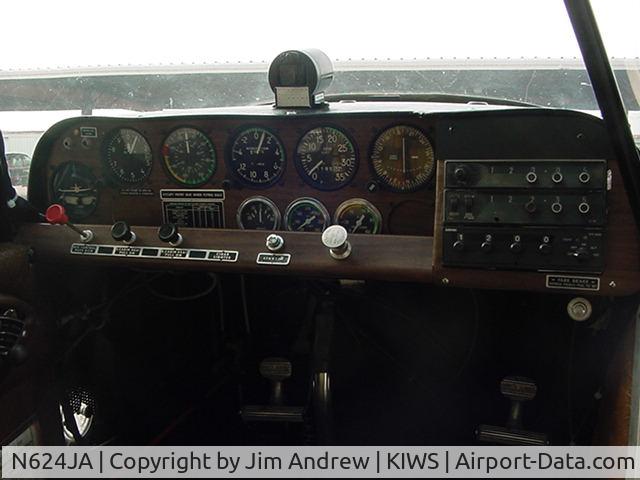 N624JA, 1976 Bellanca 7ECA Citabria C/N 1177-76, Panel