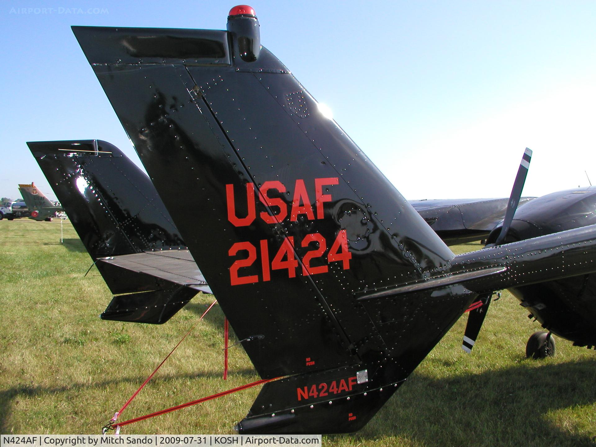 N424AF, 1967 Cessna O-2A Super Skymaster C/N 337M-0130, EAA AirVenture 2009.