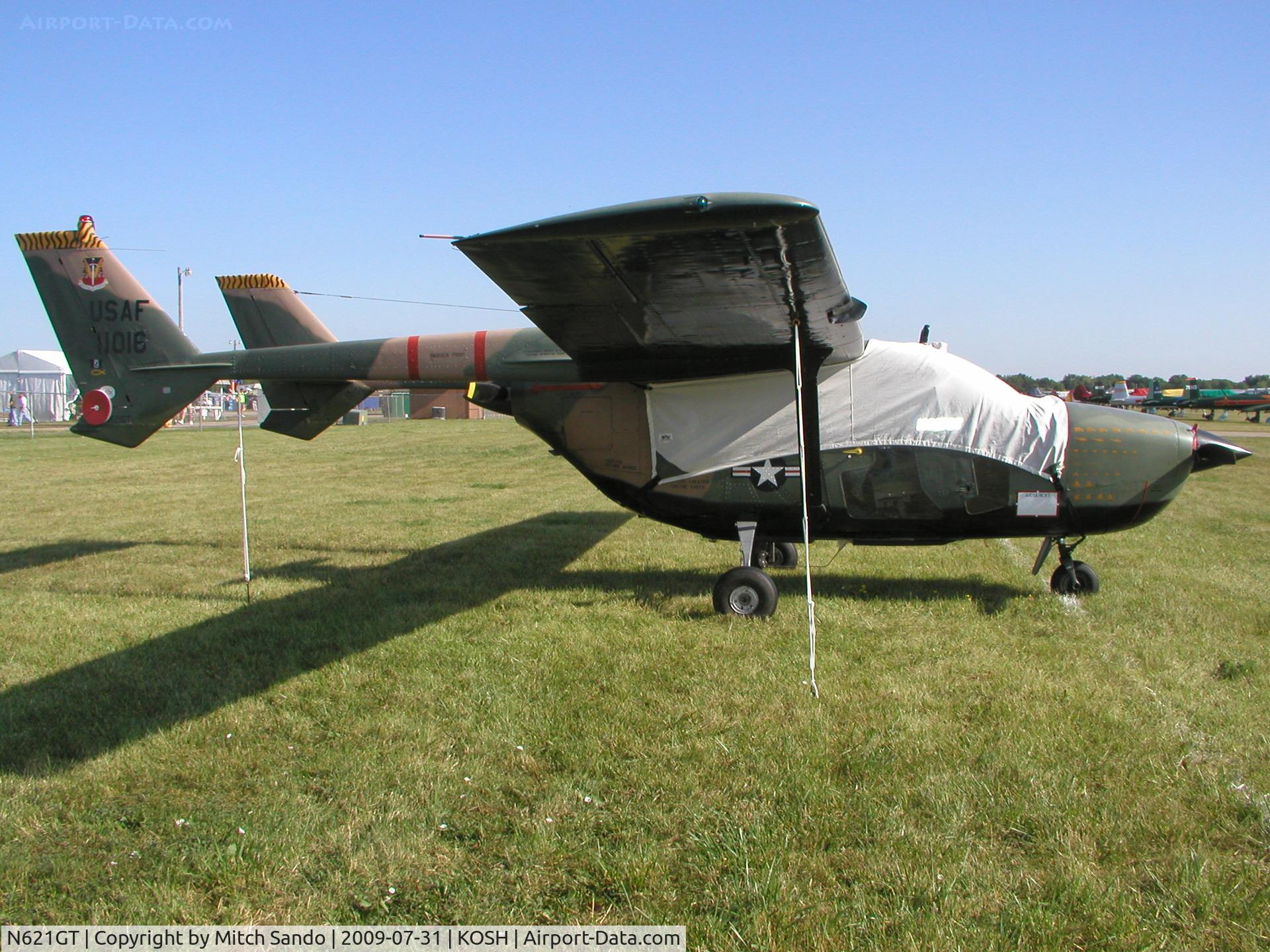 N621GT, Cessna 337 Super Skymaster C/N 337M-0292, EAA AirVenture 2009.