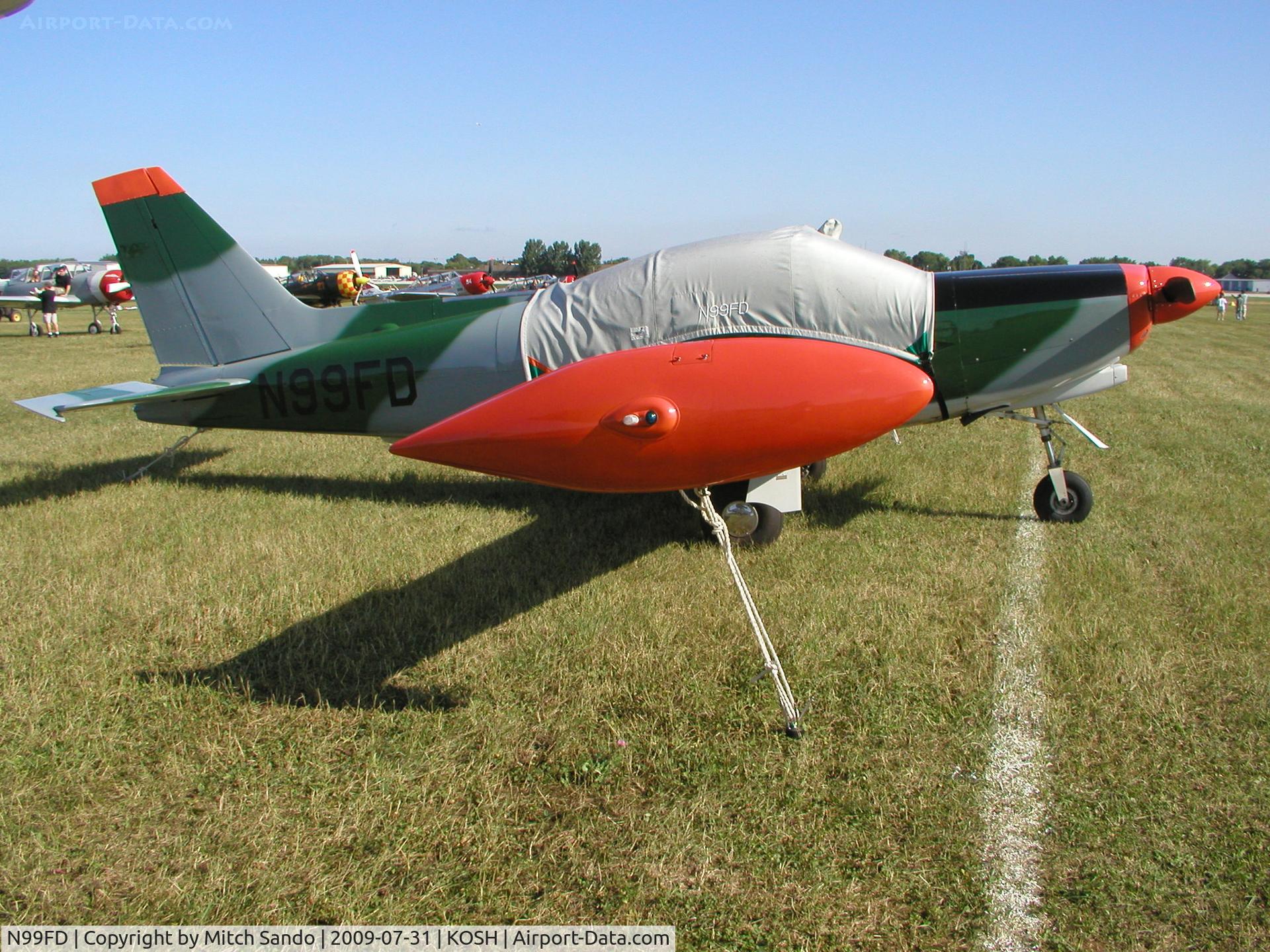 N99FD, 1991 SIAI-Marchetti SF-260D C/N 787, EAA AirVenture 2009.