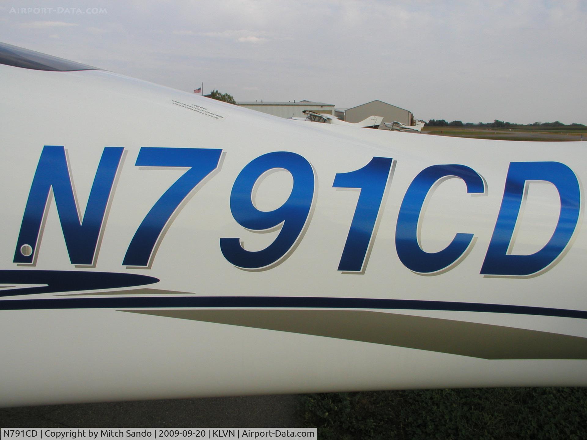 N791CD, Cirrus SR20 C/N 1424, Parked on the ramp at Airlake.