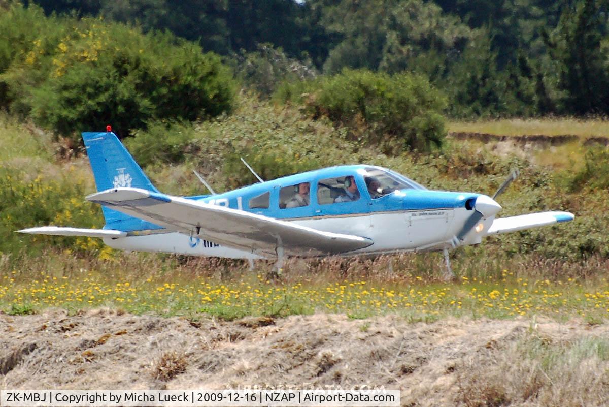 ZK-MBJ, Piper PA-28-161 C/N 28-8416090, At Taupo