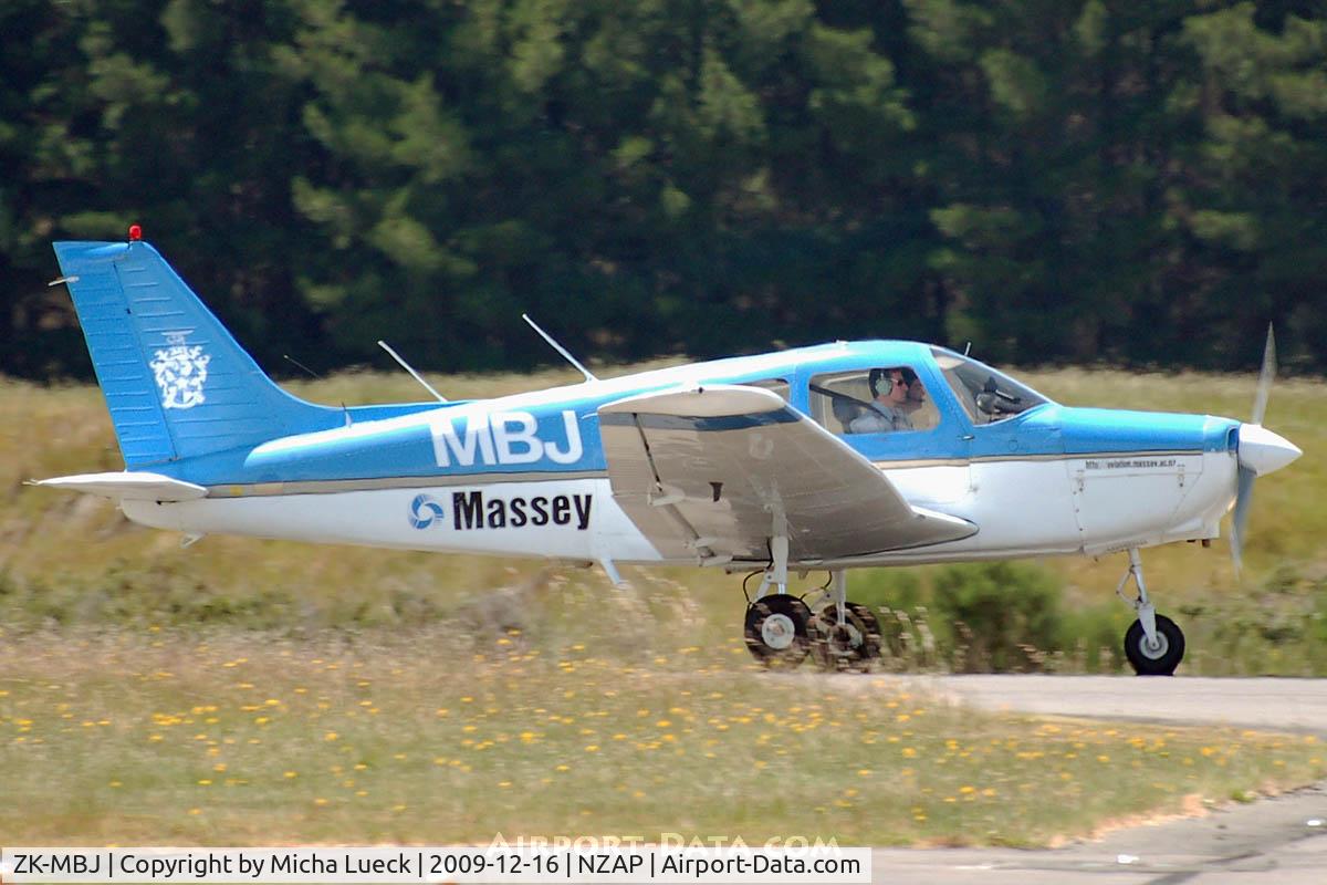 ZK-MBJ, Piper PA-28-161 C/N 28-8416090, At Taupo