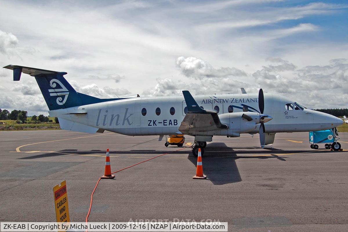 ZK-EAB, 2001 Raytheon 1900D C/N UE-425, At Taupo