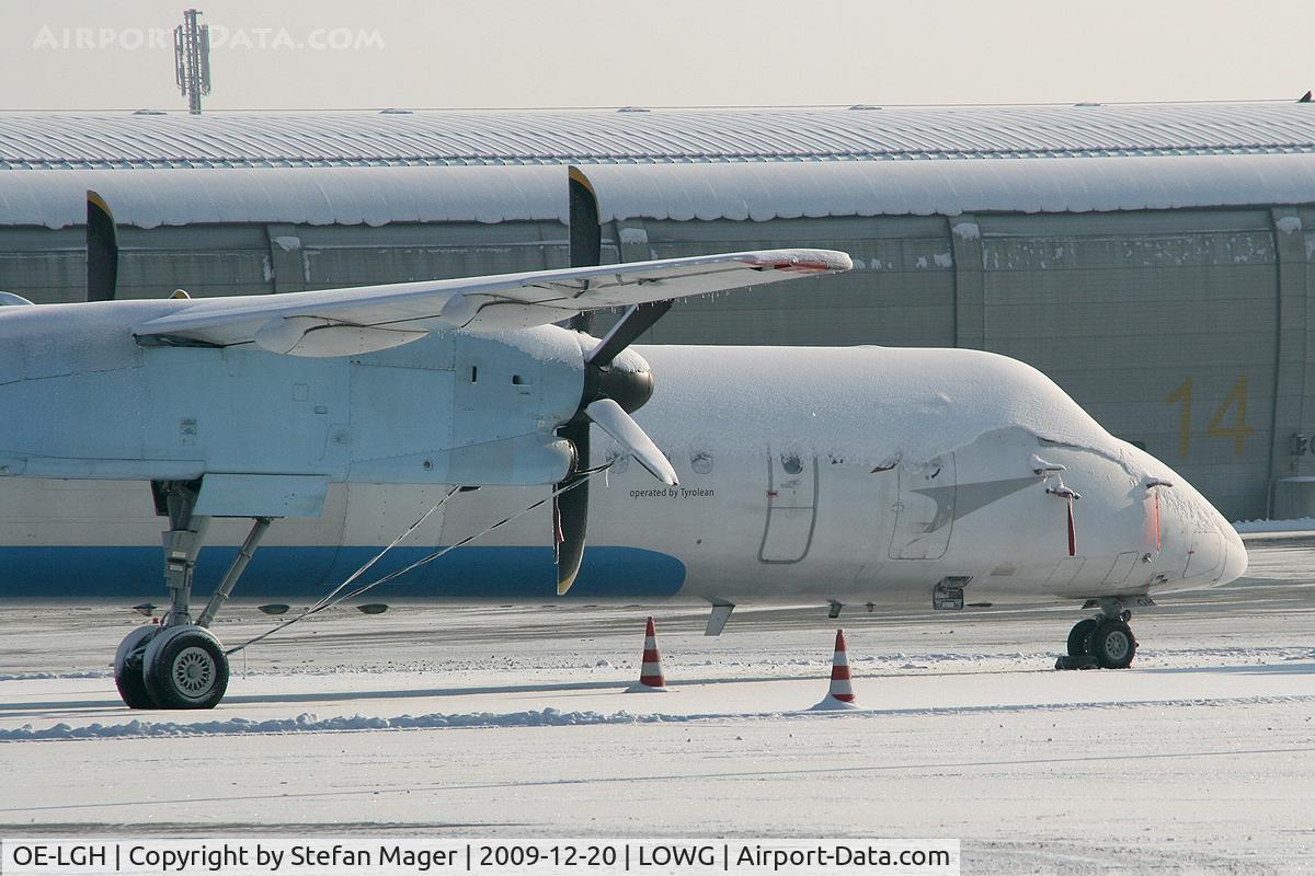 OE-LGH, 2002 De Havilland Canada DHC-8-402Q Dash 8 C/N 4075, Winterwonderland