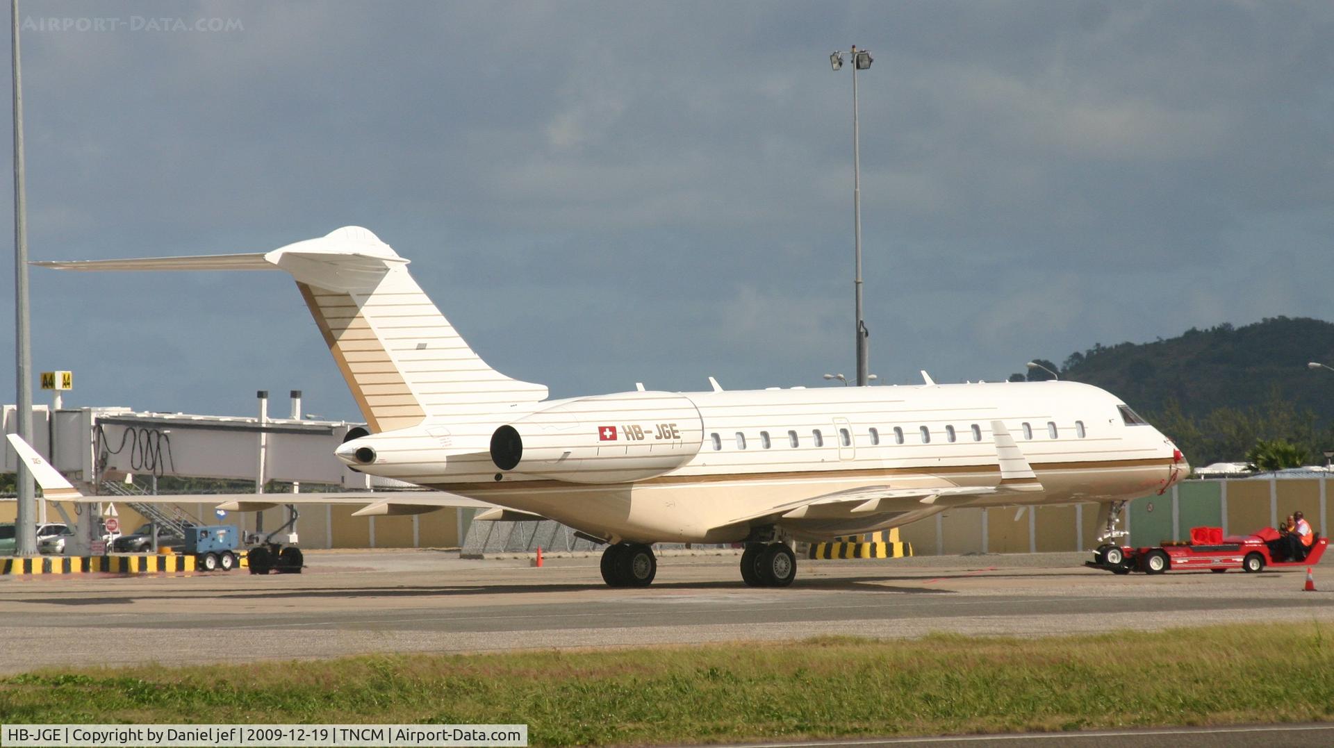 HB-JGE, 2008 Bombardier BD-700-1A10 Global Express C/N 9287, HB_JGE being taken from the general aviation parking to the Bravo ramp for parking