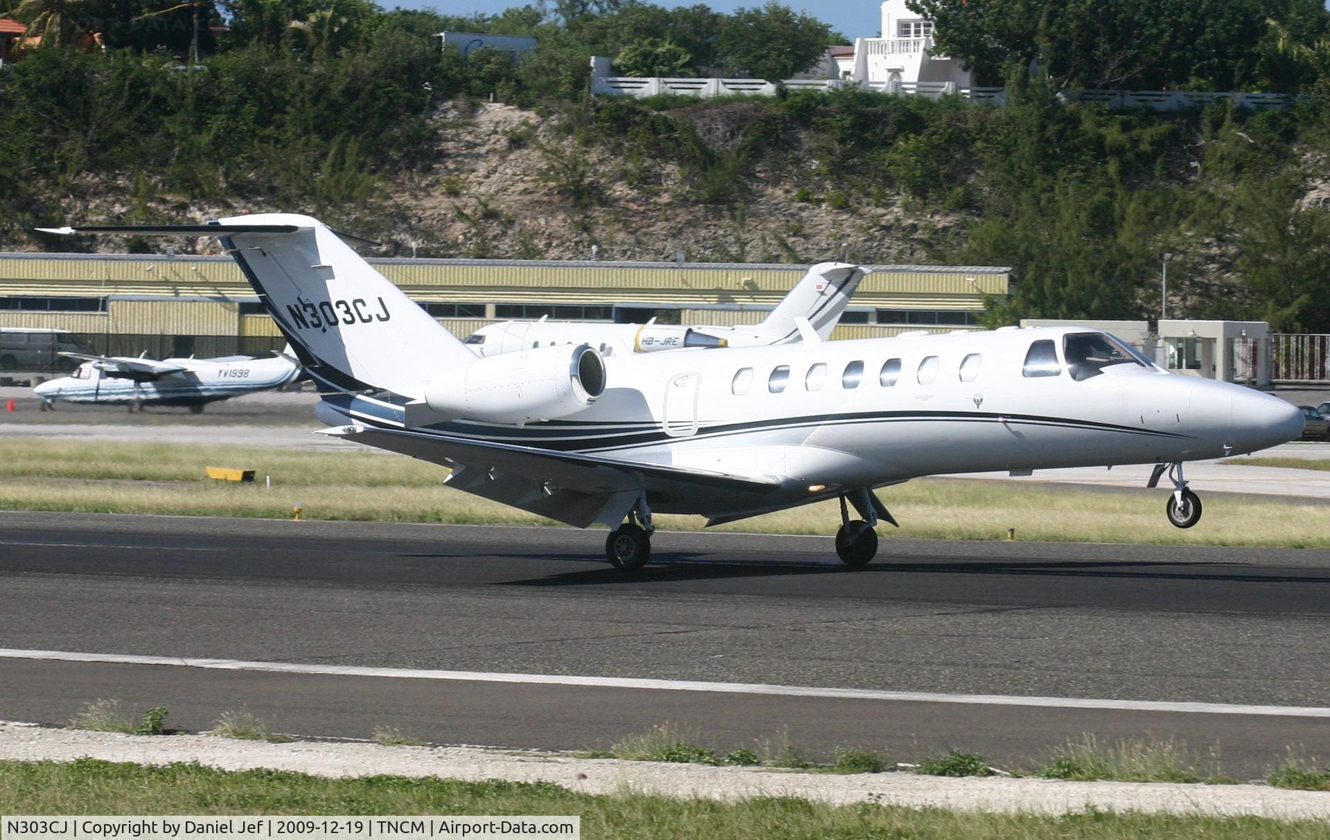 N303CJ, 2005 Cessna 525B CitationJet CJ3 C/N 525B0031, N303CJ landing at tncm on runway 10