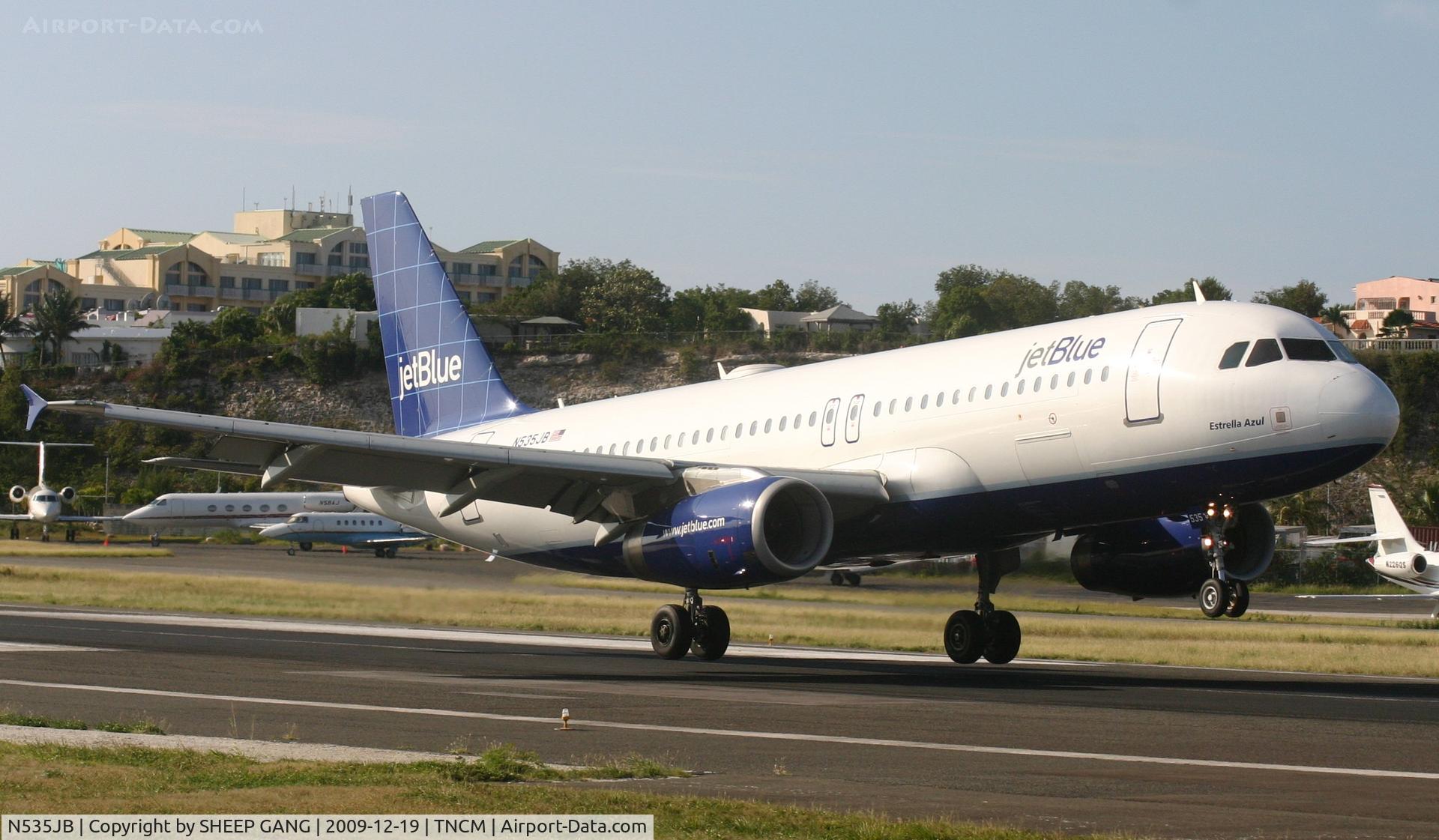 N535JB, 2002 Airbus A320-232 C/N 1739, Jet Blue N535JB Landing at TNCM