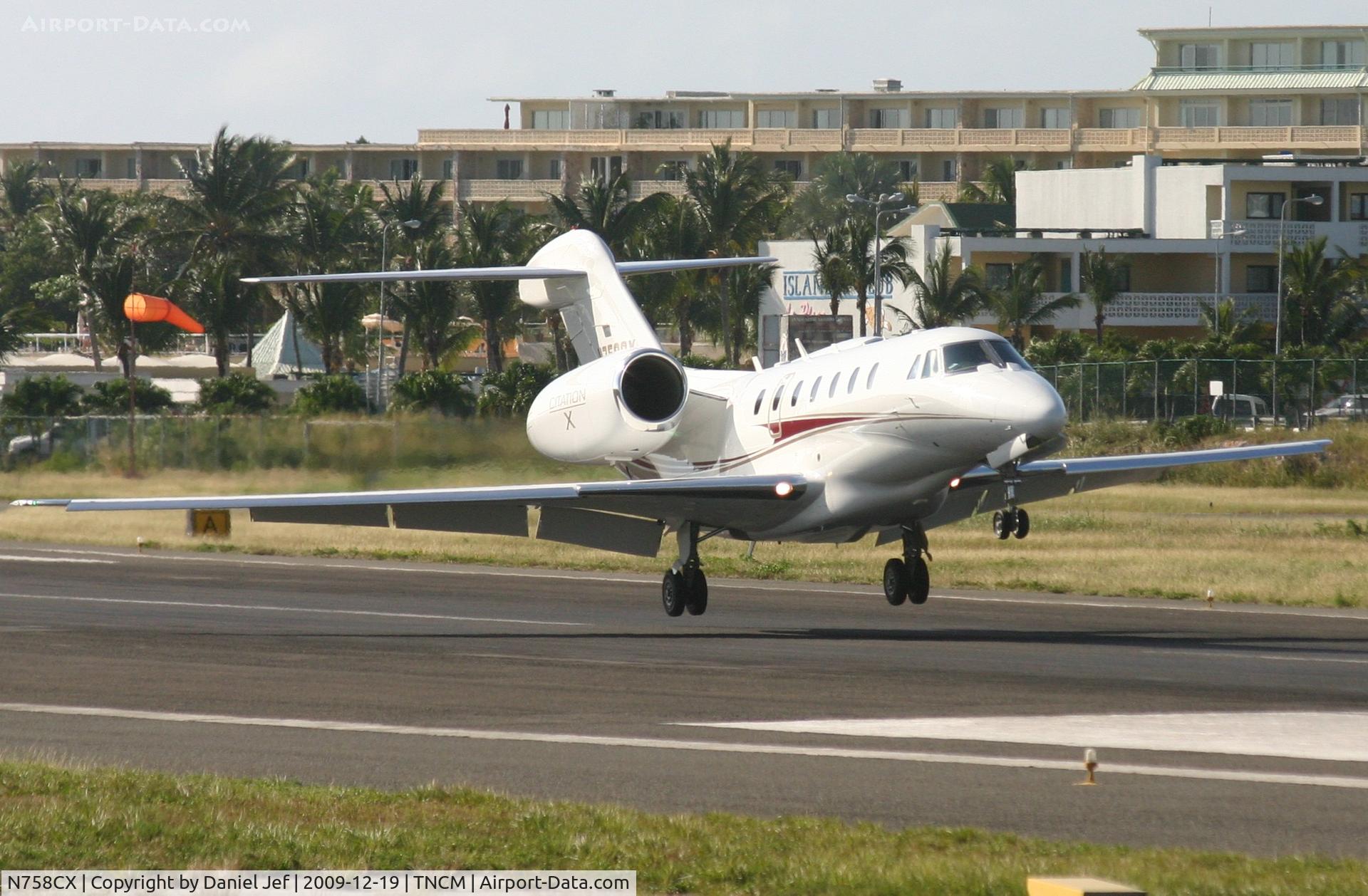 N758CX, 1998 Cessna 750 Citation X Citation X C/N 750-0058, N758CX landing at TNCM on runway 10