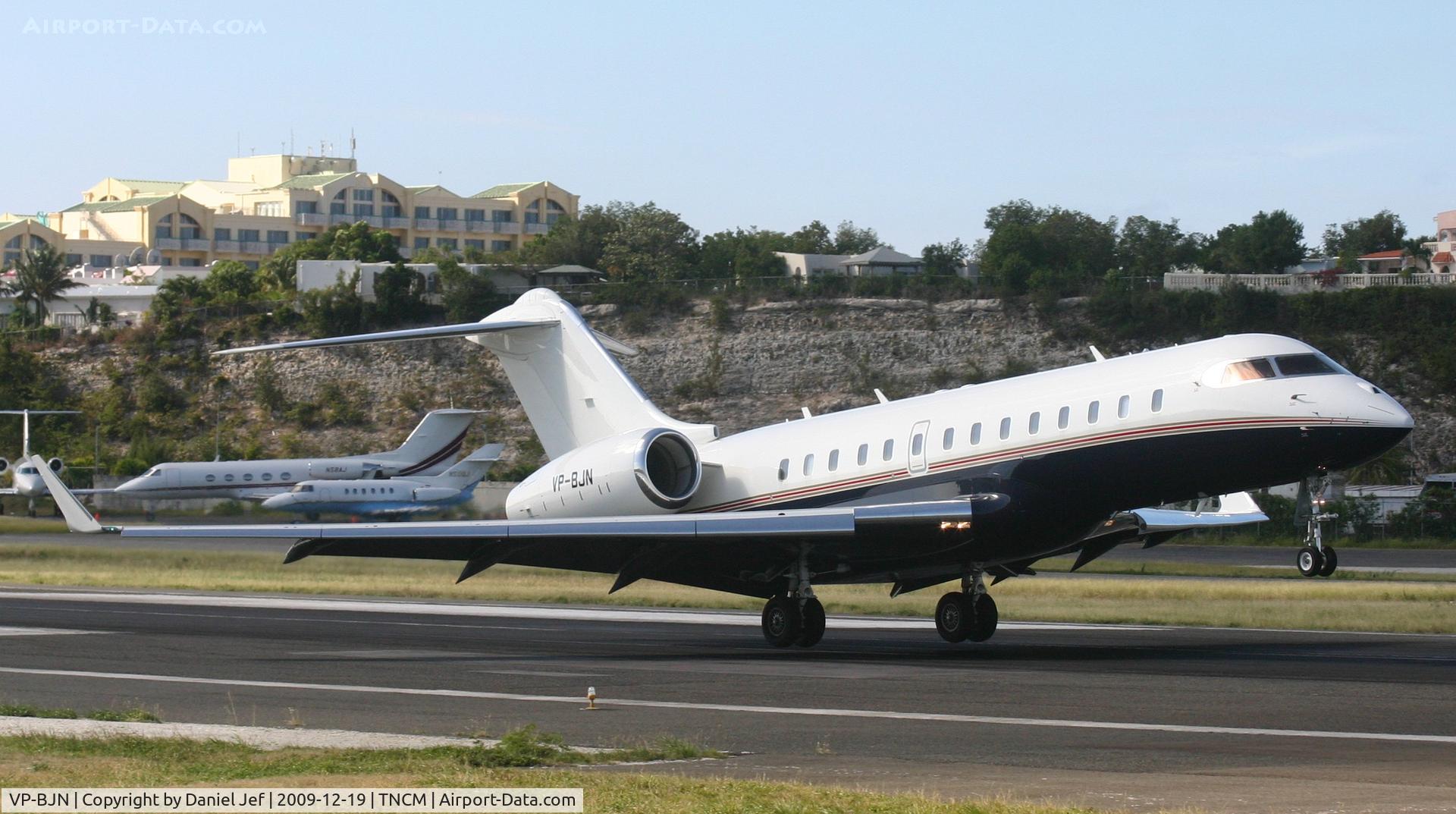 VP-BJN, 2007 Bombardier BD-700-1A11 Global 5000 C/N 9273, VP-BJN Landing at tncm on runway 10