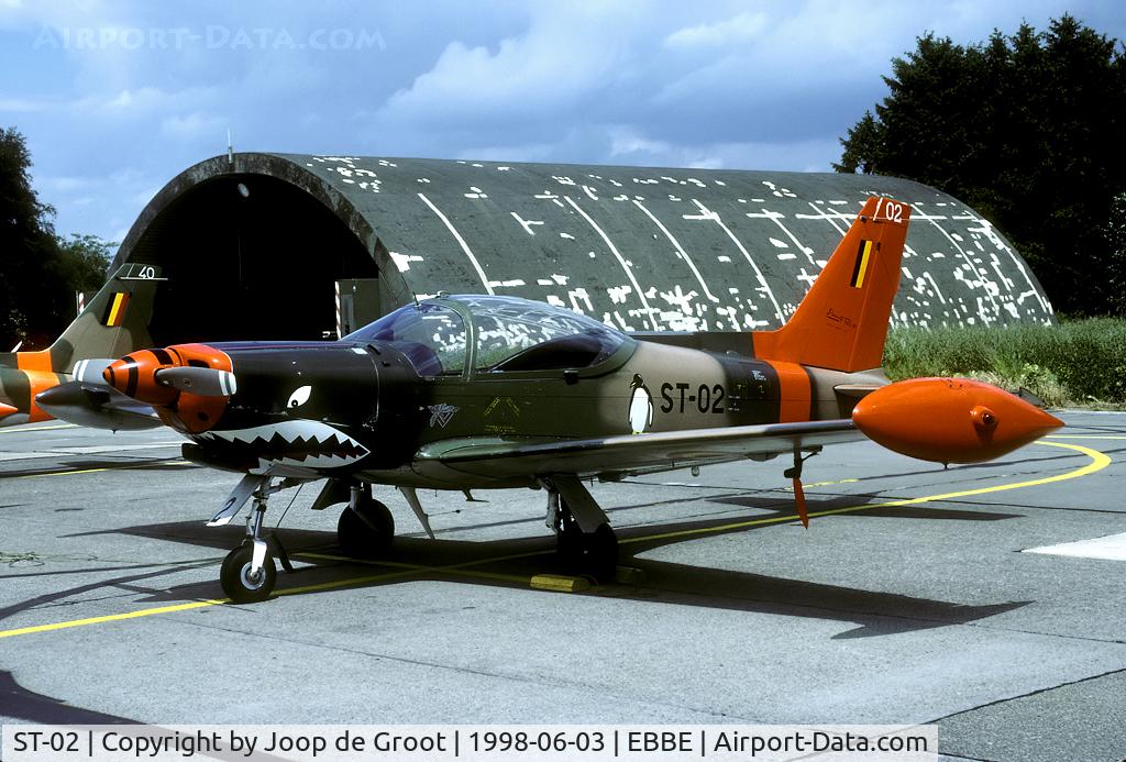 ST-02, SIAI-Marchetti SF-260M C/N 10-02, Nice looking in the old camo.