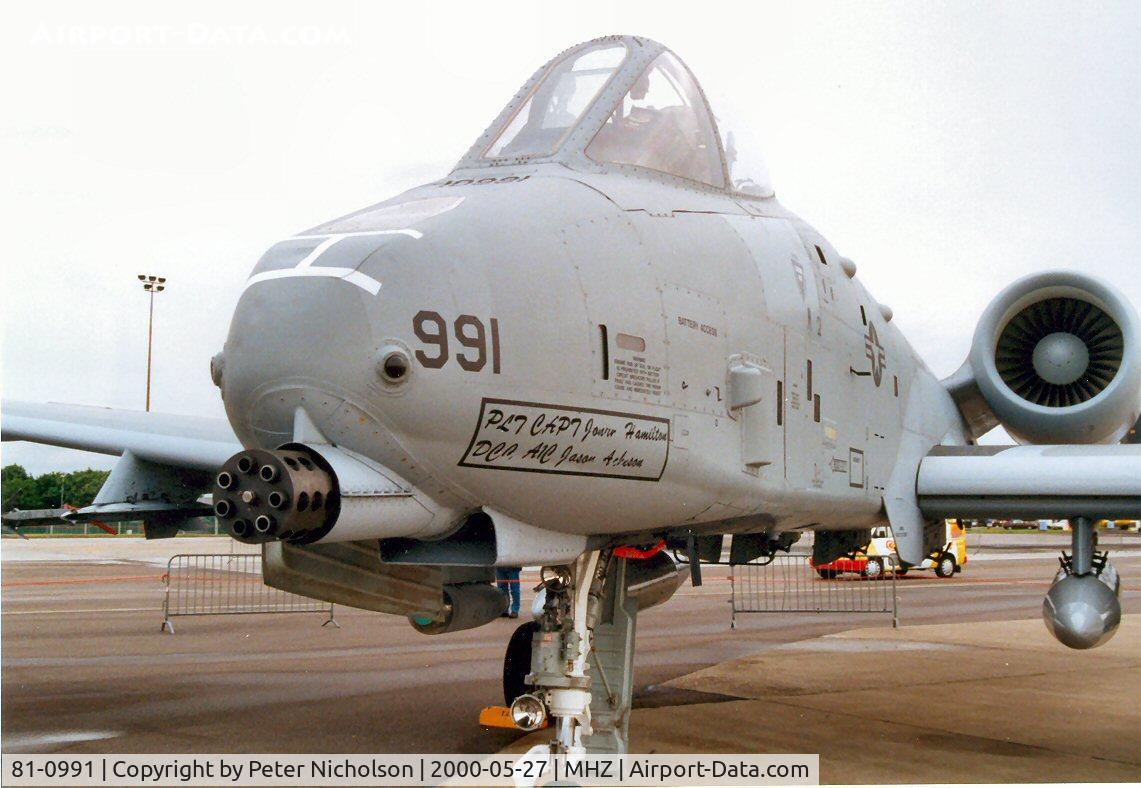 81-0991, 1981 Fairchild Republic A-10A Thunderbolt II C/N A10-0686, Another view of the A-10A Thunderbolt from the 52nd Fighter Wing at Spangdahlem on display at the Mildenhall Air Fete of 2000.
