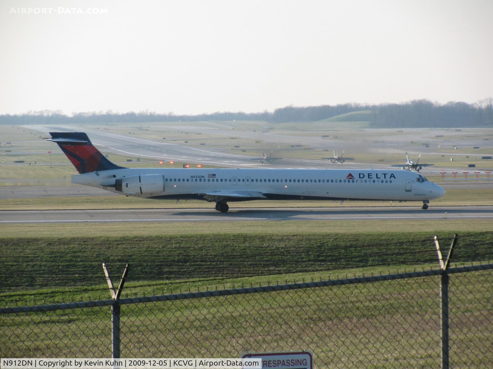 N912DN, 1996 McDonnell Douglas MD-90-30 C/N 53392, Four McDonnell-Douglas products in one!