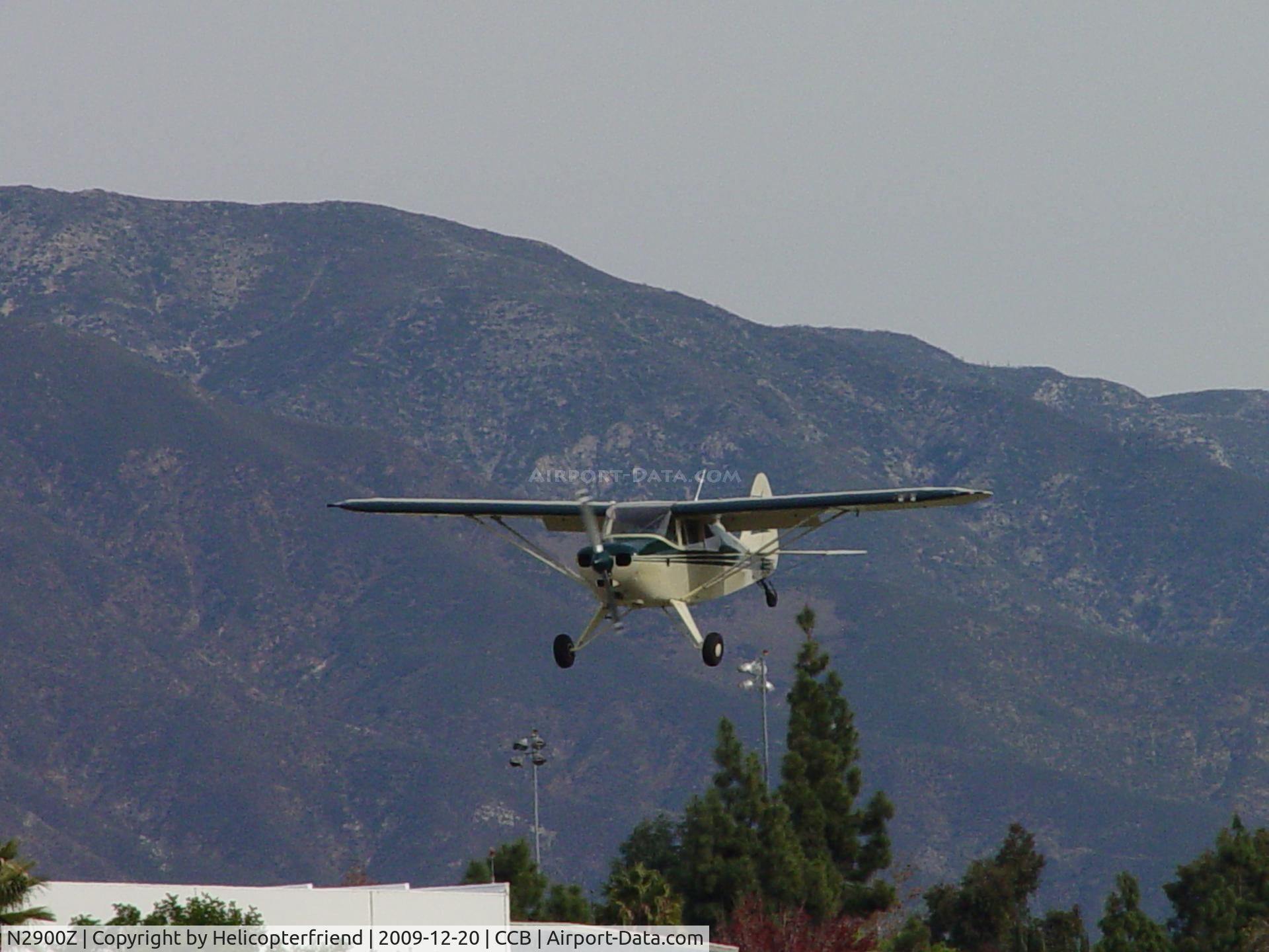 N2900Z, 1959 Piper PA-22-160 Tri Pacer C/N 22-6868, On final for runway 24