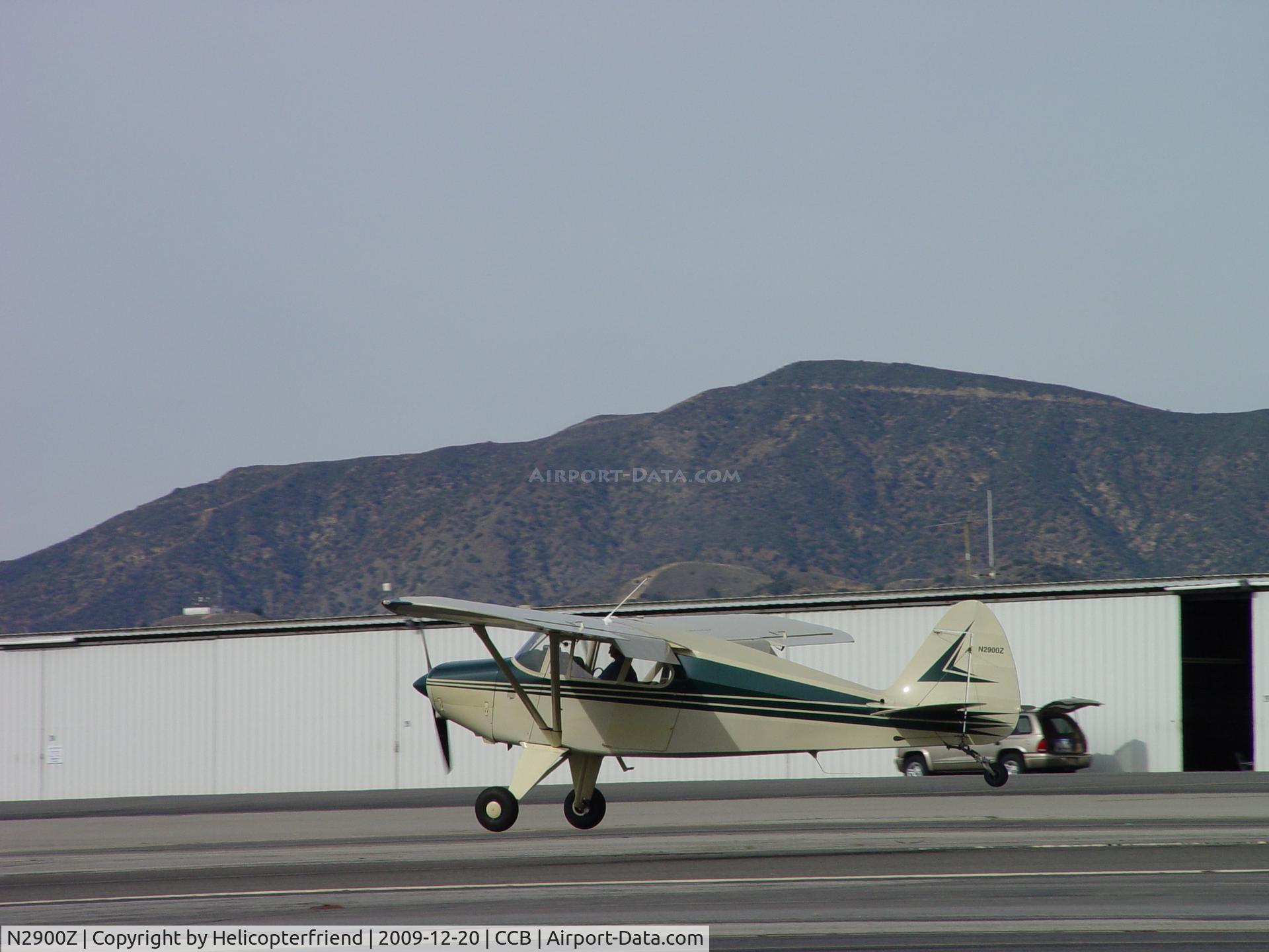 N2900Z, 1959 Piper PA-22-160 Tri Pacer C/N 22-6868, Touching down on runway 24