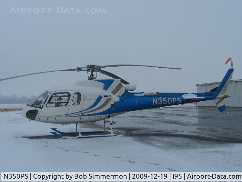 N350PS, 2000 Eurocopter AS-350B-3 Ecureuil Ecureuil C/N 3274, On the ramp at Kenton, Ohio