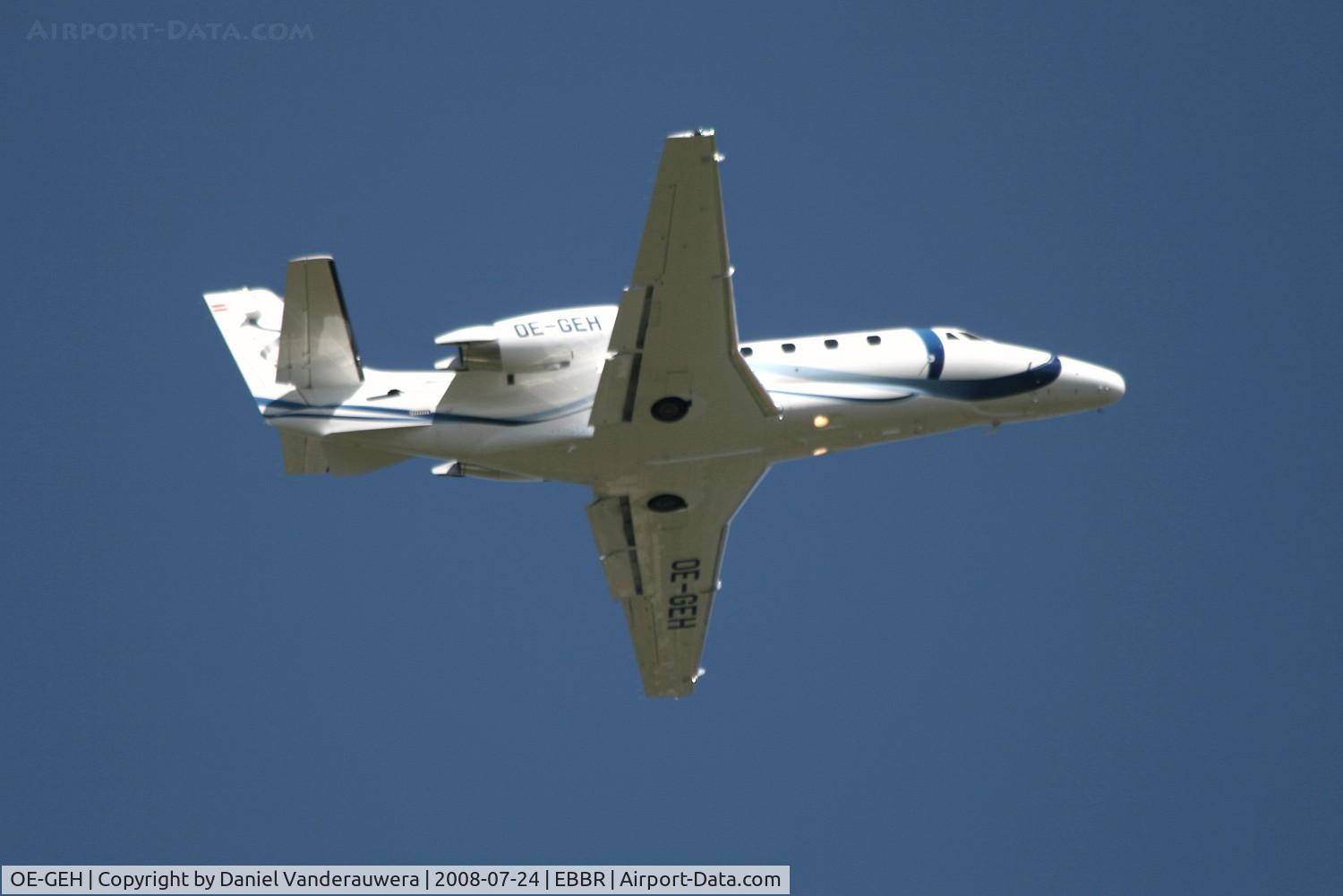 OE-GEH, 2008 Cessna 560XLS Citation Excel C/N 560-5755, Taking off from RWY 07R
