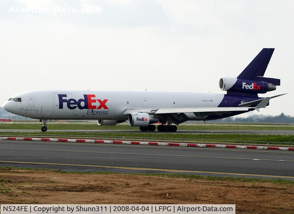 N524FE, 1993 McDonnell Douglas MD-11F C/N 48480, Taxiing to the Cargo area...