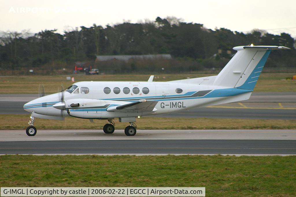 G-IMGL, 1997 Raytheon B200 King Air C/N BB-1564, seen @ Manchester