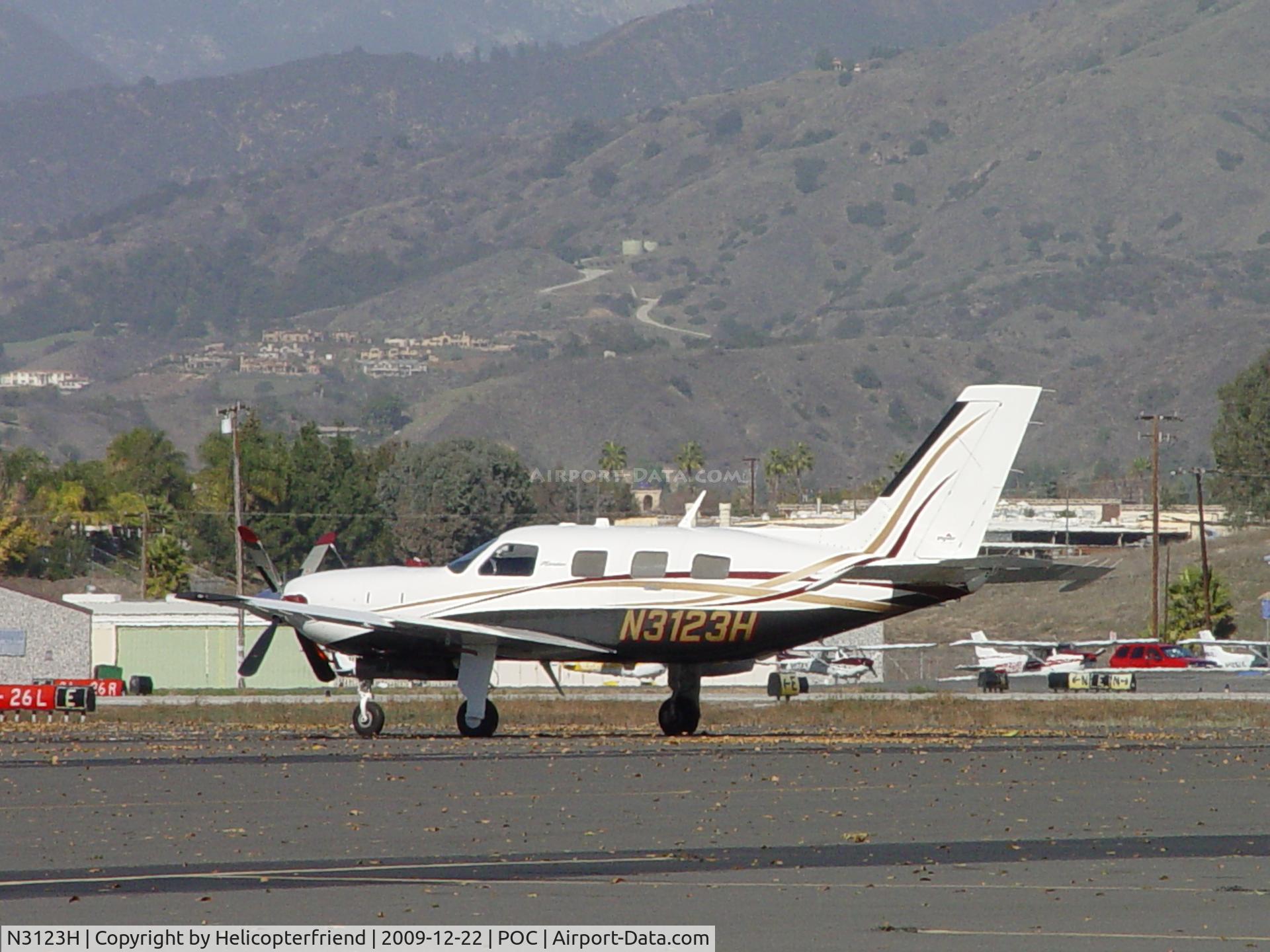N3123H, 2006 Piper PA-46-500TP Malibu Meridian C/N 4697242, Back for Christmas parked in transient parking