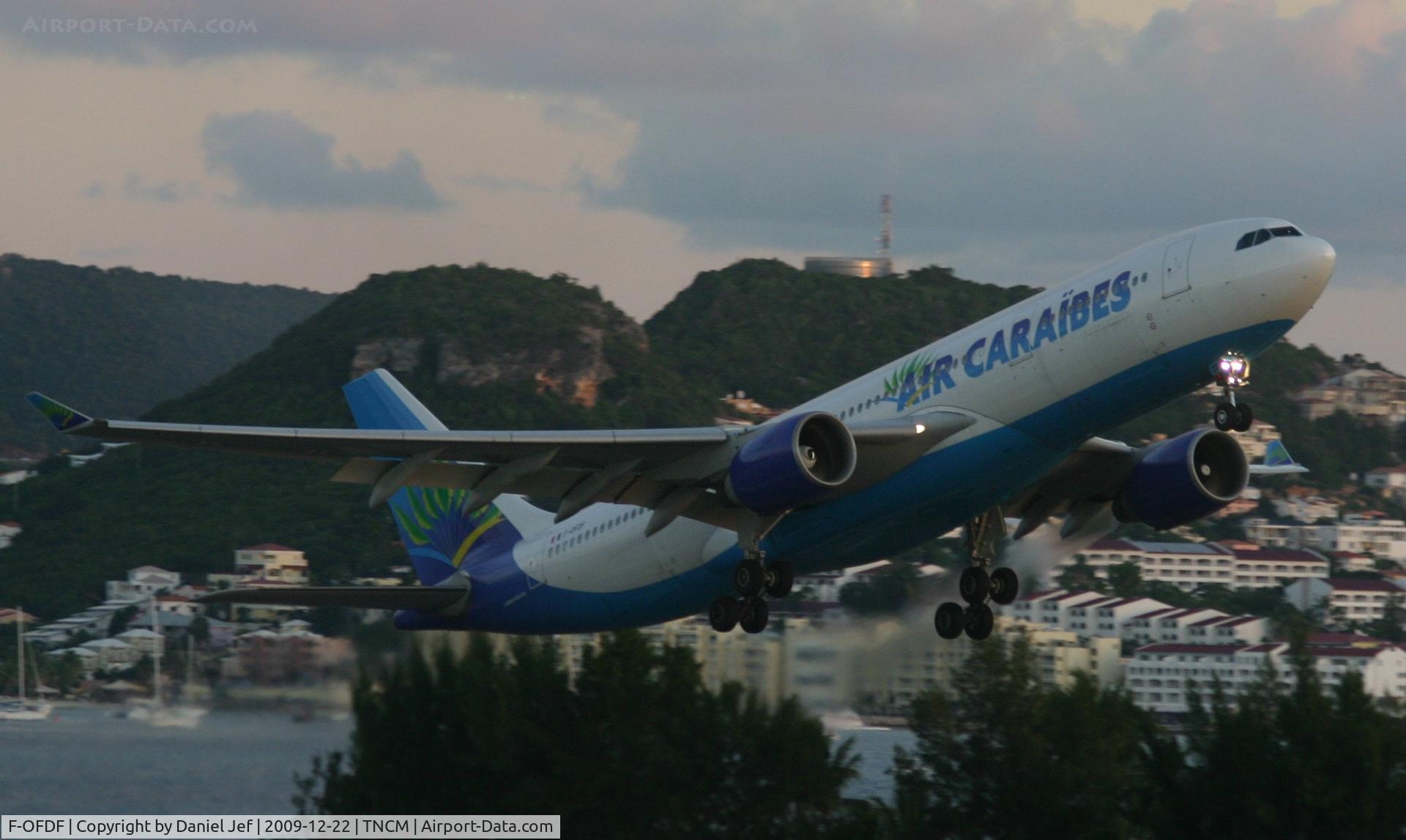 F-OFDF, 1999 Airbus A330-223 C/N 253, Air caraibes departing late afternoon on runway 28