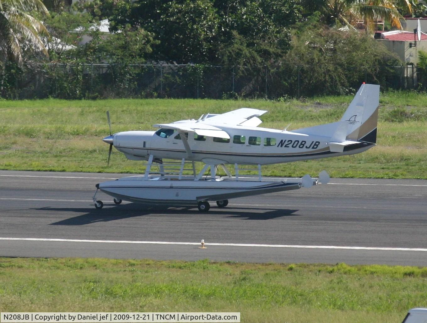 N208JB, Cessna 208 Caravan I C/N 20800362, N208JB Landing at TNCM