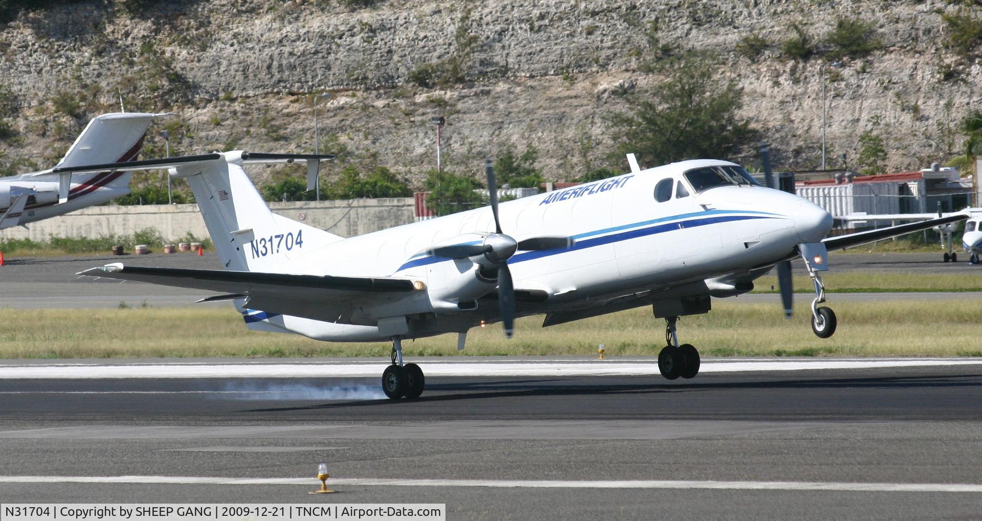N31704, 1984 Beech 1900C C/N UB-12, Amflight N31704 landing at TNCM