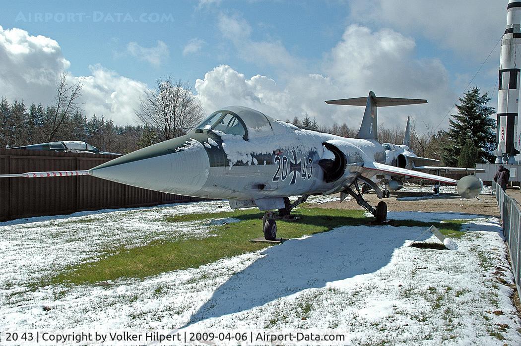 20 43, Lockheed F-104G Starfighter C/N 683-2050, F-104G Starfighter at Hermeskeil