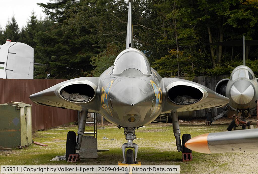 35931, Saab S-35E Draken C/N 35-931, at Hermeskeil