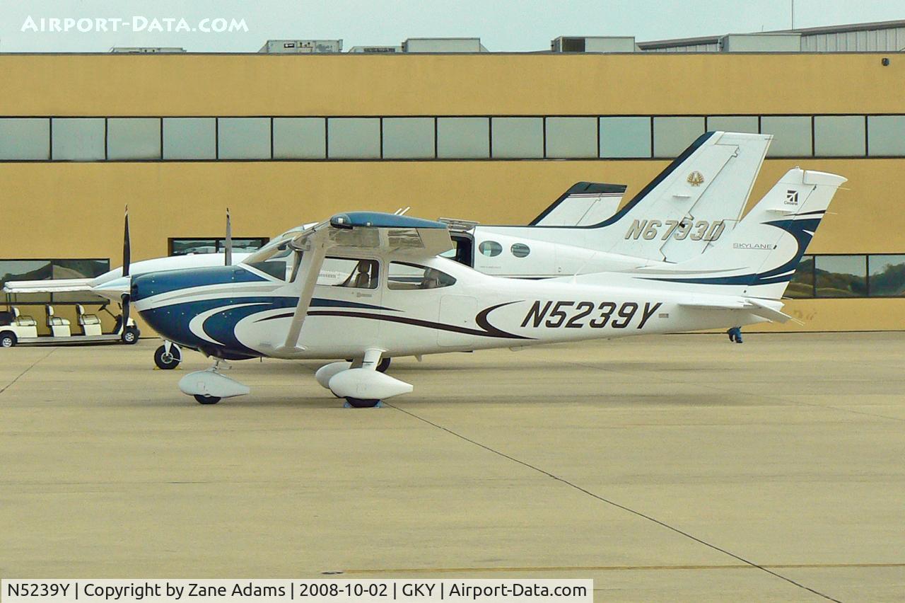 N5239Y, Cessna 182T Skylane C/N 18282169, At Arlington Municipal