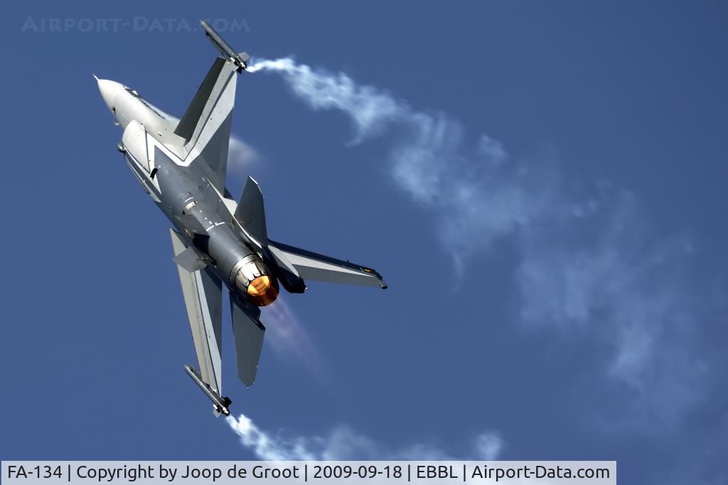 FA-134, SABCA F-16AM Fighting Falcon C/N 6H-134, 2009 display colours