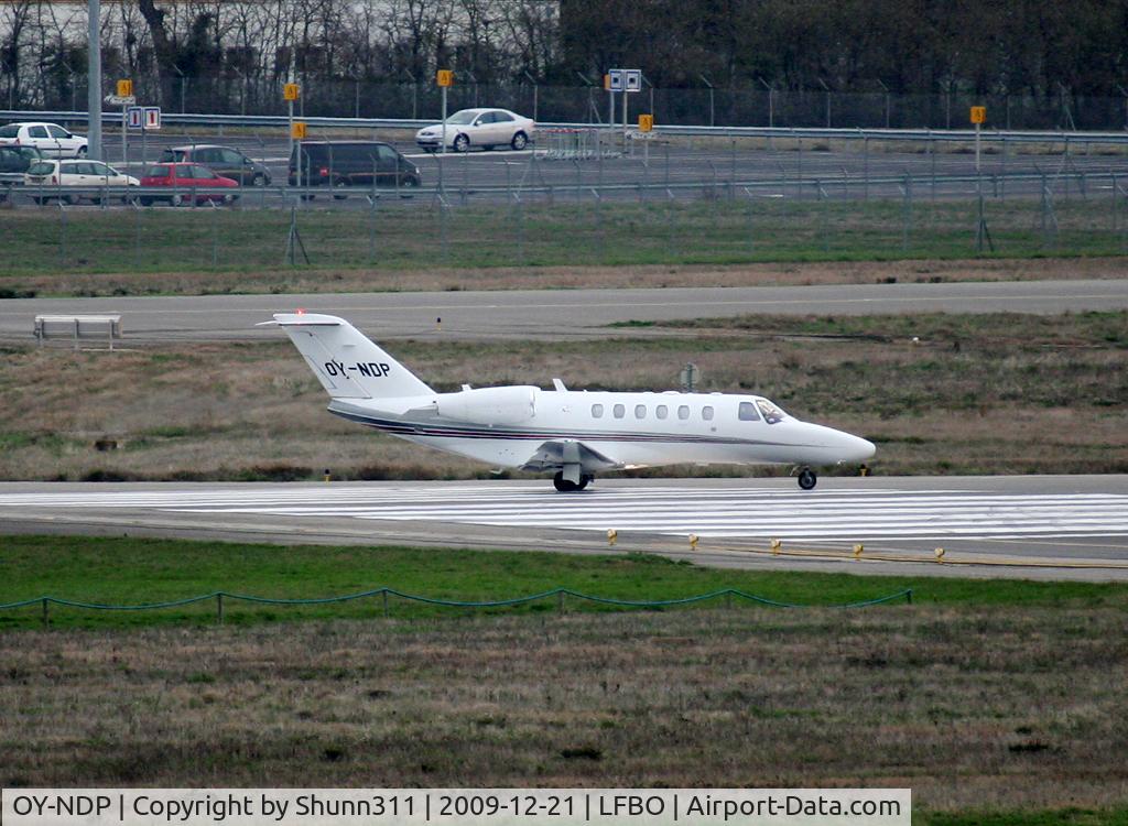 OY-NDP, 2007 Cessna 525A CitationJet CJ2+ C/N 525A-0372, Lining up rwy 14L for departure...
