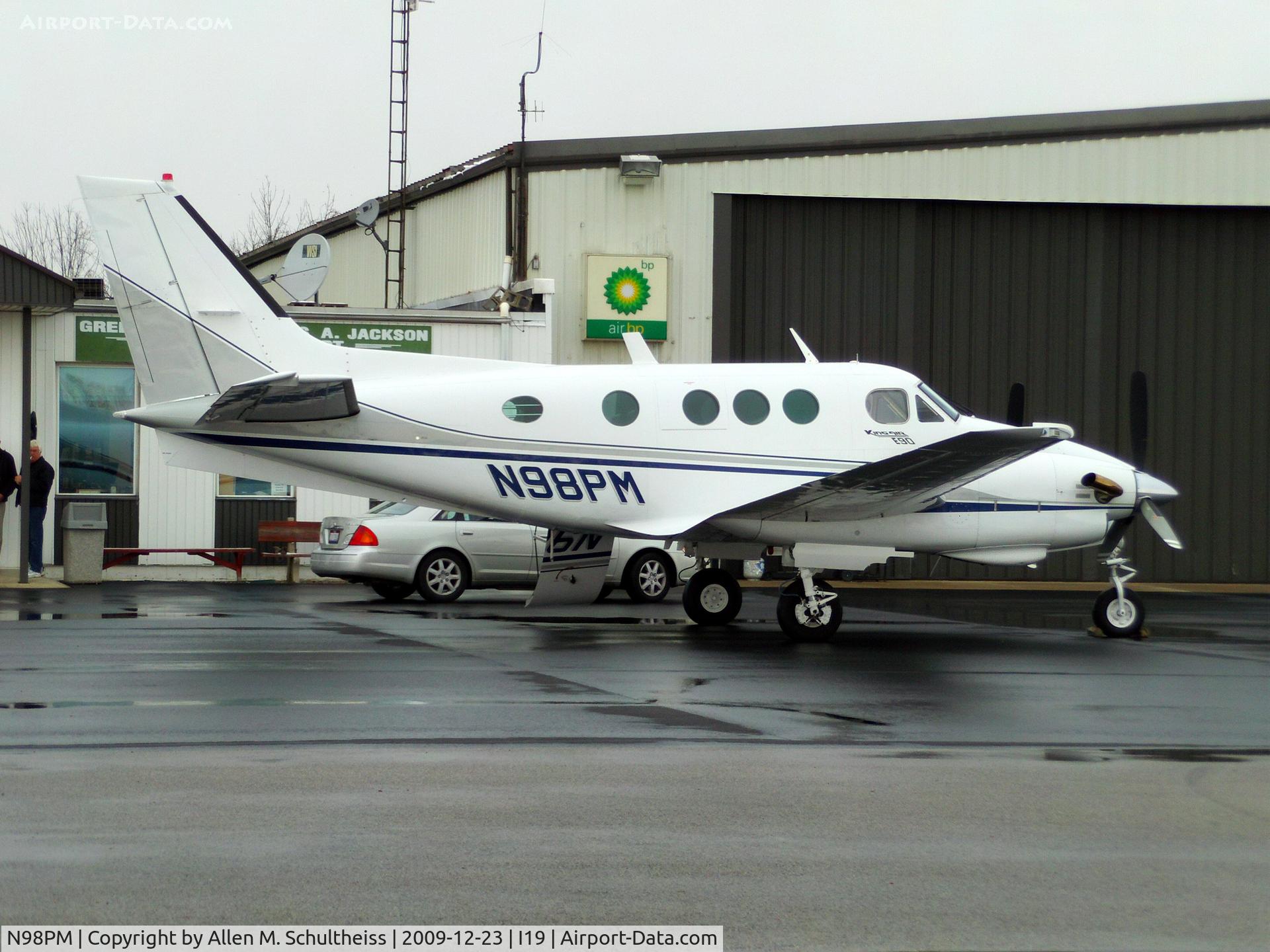 N98PM, 1974 Beech E-90 King Air C/N LW-131, 1974 Beech E90