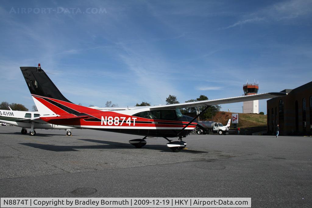 N8874T, 1960 Cessna 182C Skylane C/N 52774, A beautiful airplane on a cold December day.