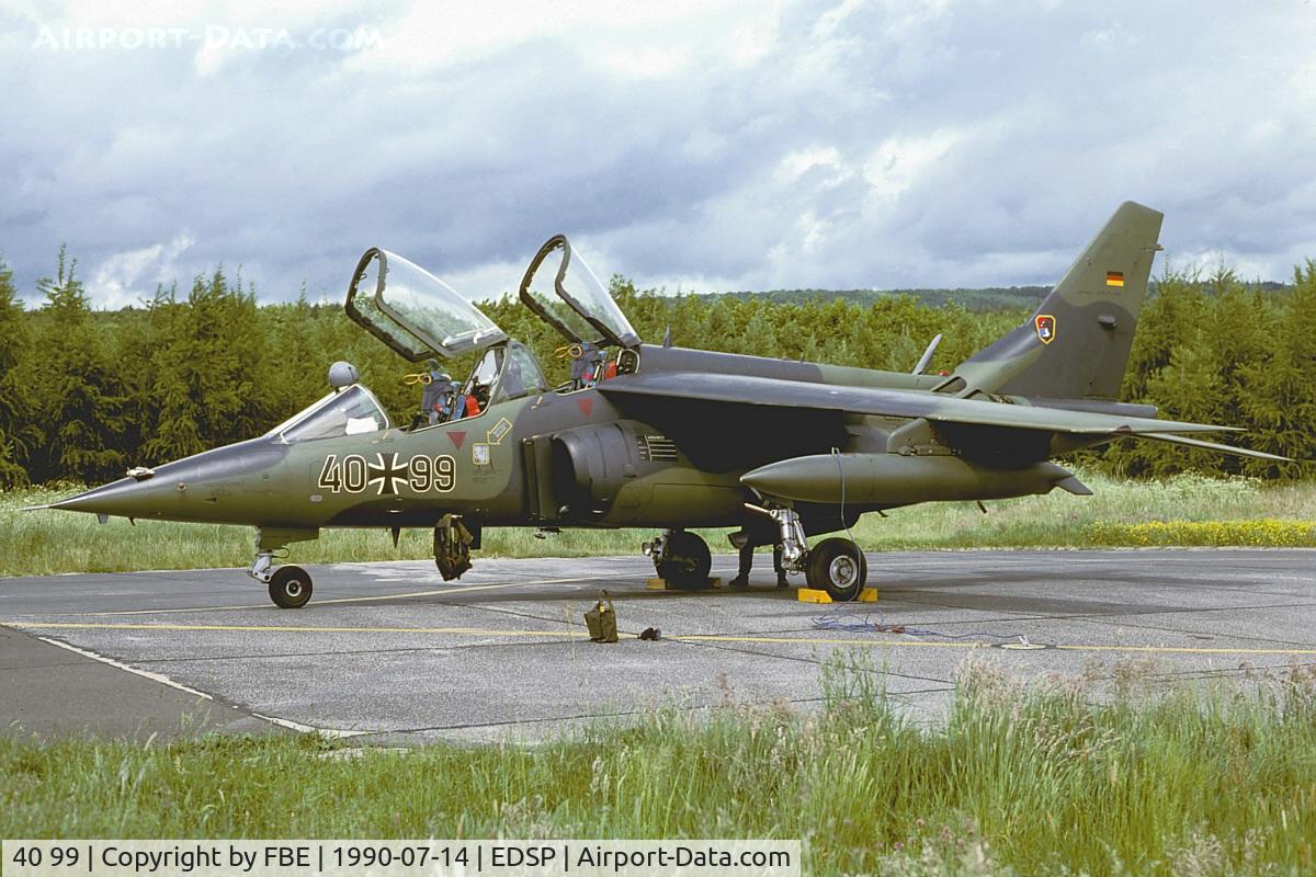 40 99, Dassault-Dornier Alpha Jet A C/N 0099, Fuel stop at Fliegerhorst Pferdsfeld