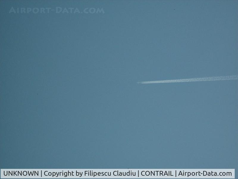 UNKNOWN, Contrails Various C/N Unknown, In flight Cluj