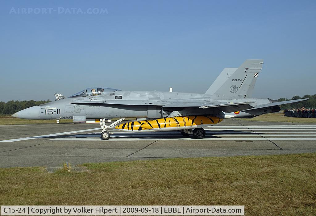 C15-24, McDonnell Douglas EF-18A Hornet C/N 0583/A490, Tiger Meet