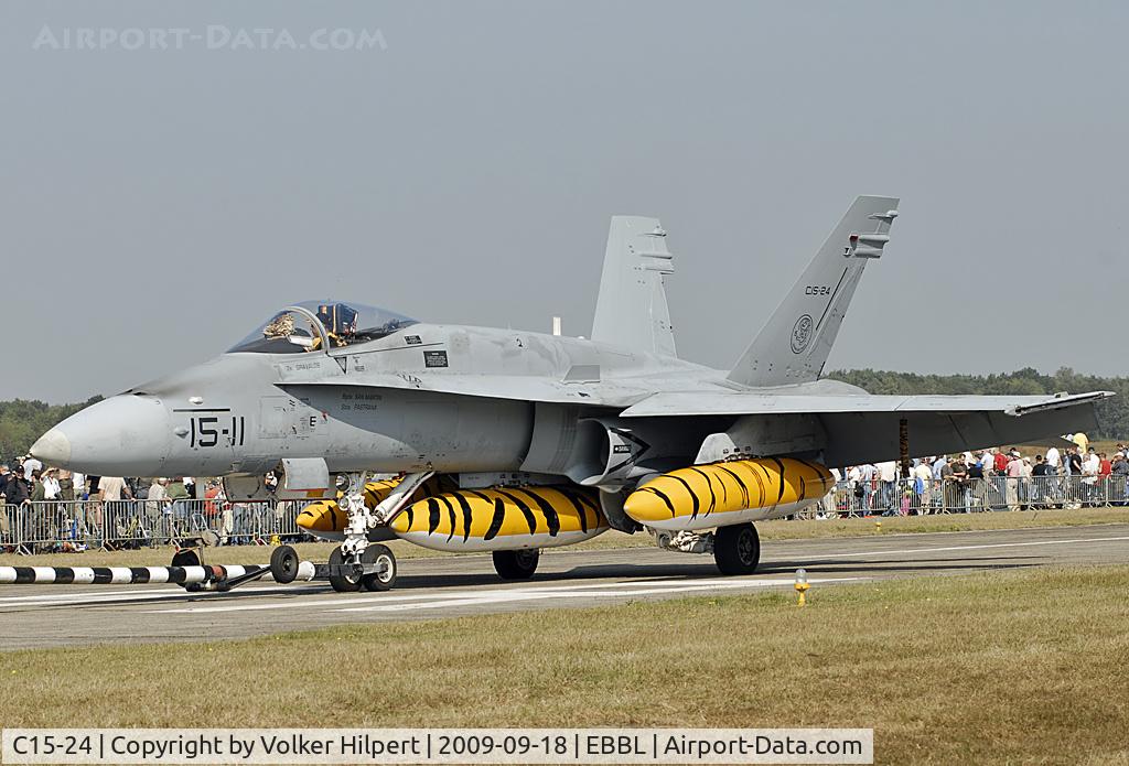 C15-24, McDonnell Douglas EF-18A Hornet C/N 0583/A490, Tiger Meet