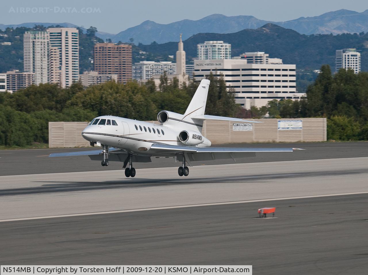 N514MB, 1986 Dassault Falcon 50 C/N 168, N514MB arriving on RWY 21