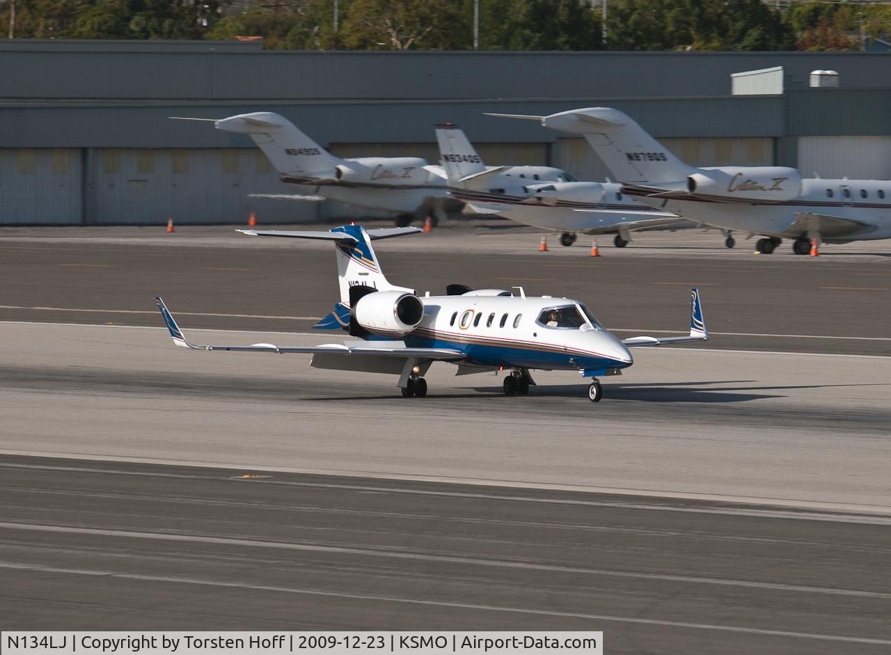 N134LJ, 1997 Learjet Inc 31A C/N 31-134, N134LJ arriving on RWY 03