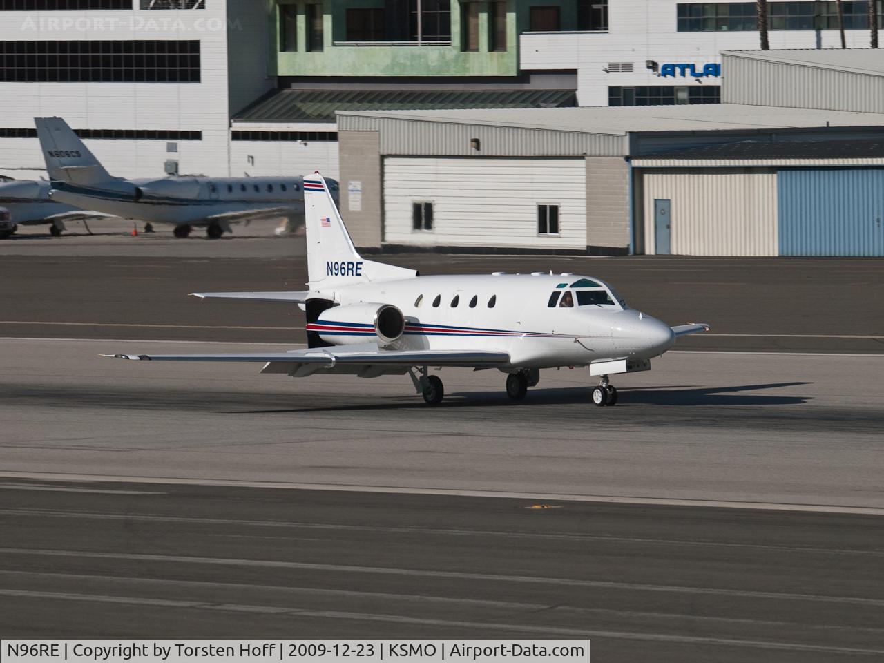 N96RE, 1981 Rockwell International NA-265-65 Sabreliner 65 C/N 465-52, N96RE arriving on RWY 03