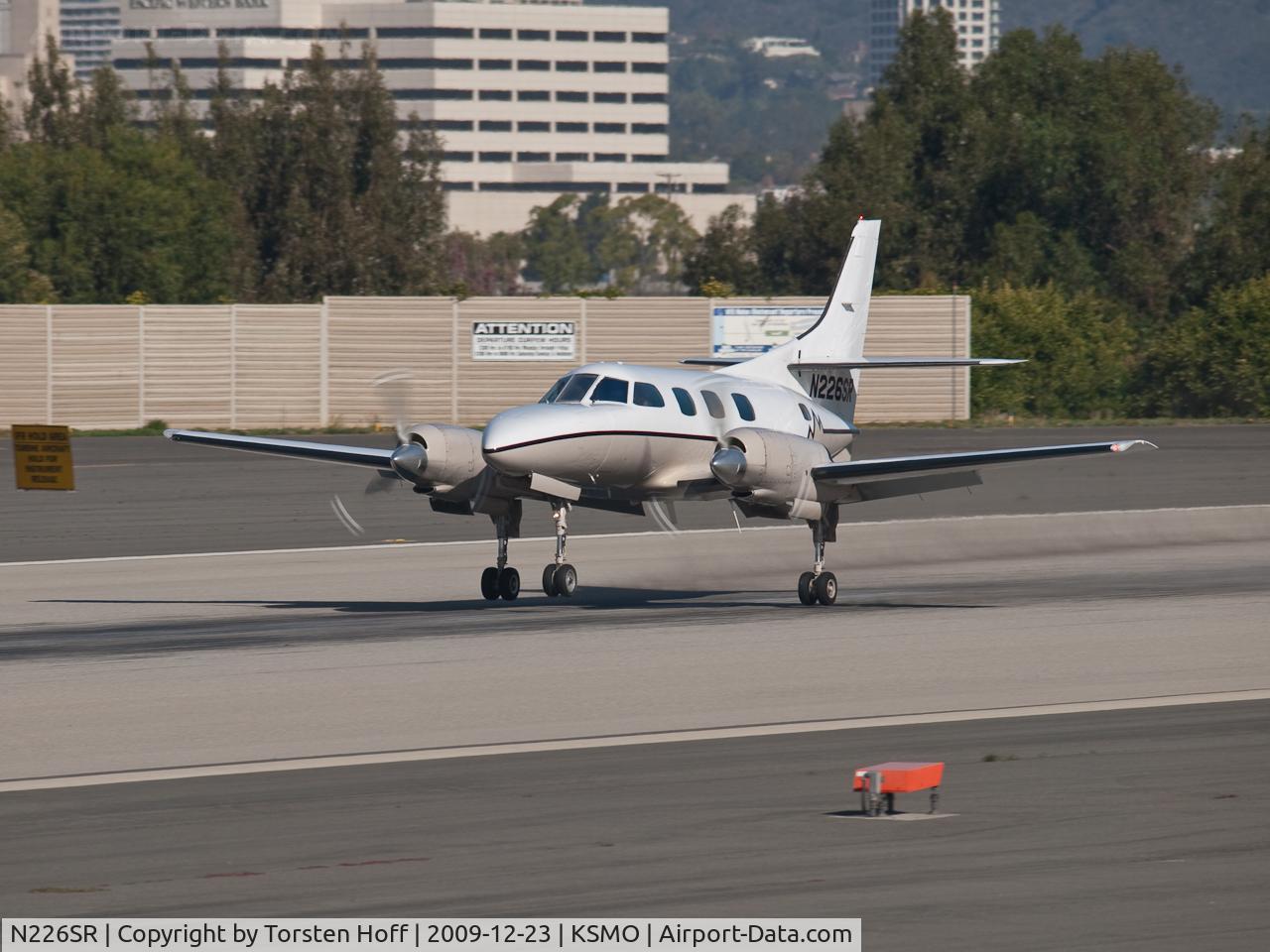 N226SR, 1976 Swearingen SA-226T Merlin IIIA C/N T-270, N226SR arriving on RWY 21