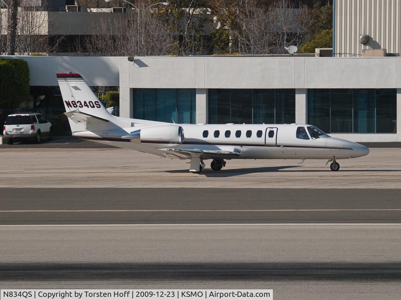N834QS, 2004 Cessna 560 Citation Encore C/N 560-0669, N834QS taxiing