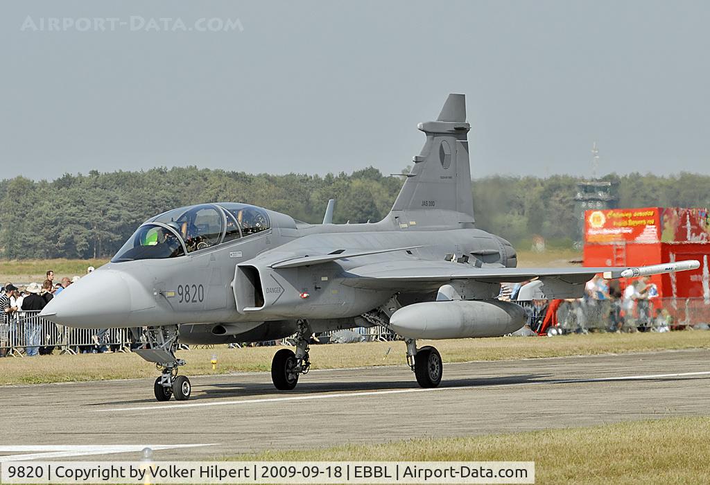 9820, 2005 Saab JAS-39D Gripen C/N 39820, Tiger Meet