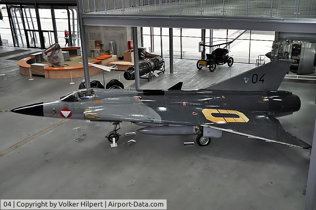 04, Saab J-35Oe MkII Draken C/N 35-1404, at Speyer