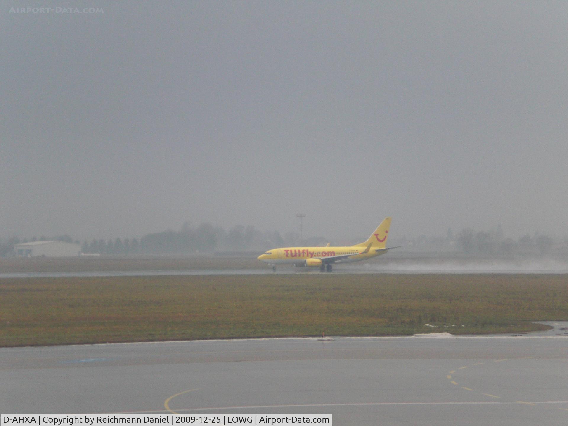 D-AHXA, 2007 Boeing 737-7K5 C/N 30714, Take off