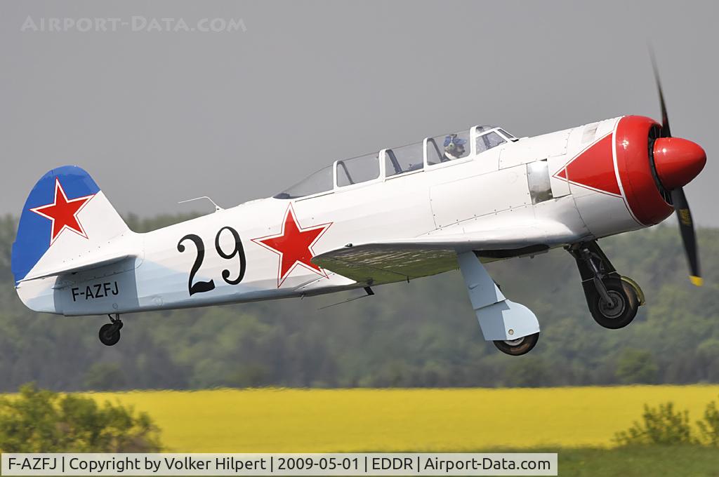 F-AZFJ, Yakovlev Yak-11 C/N 25 III/02, at scn