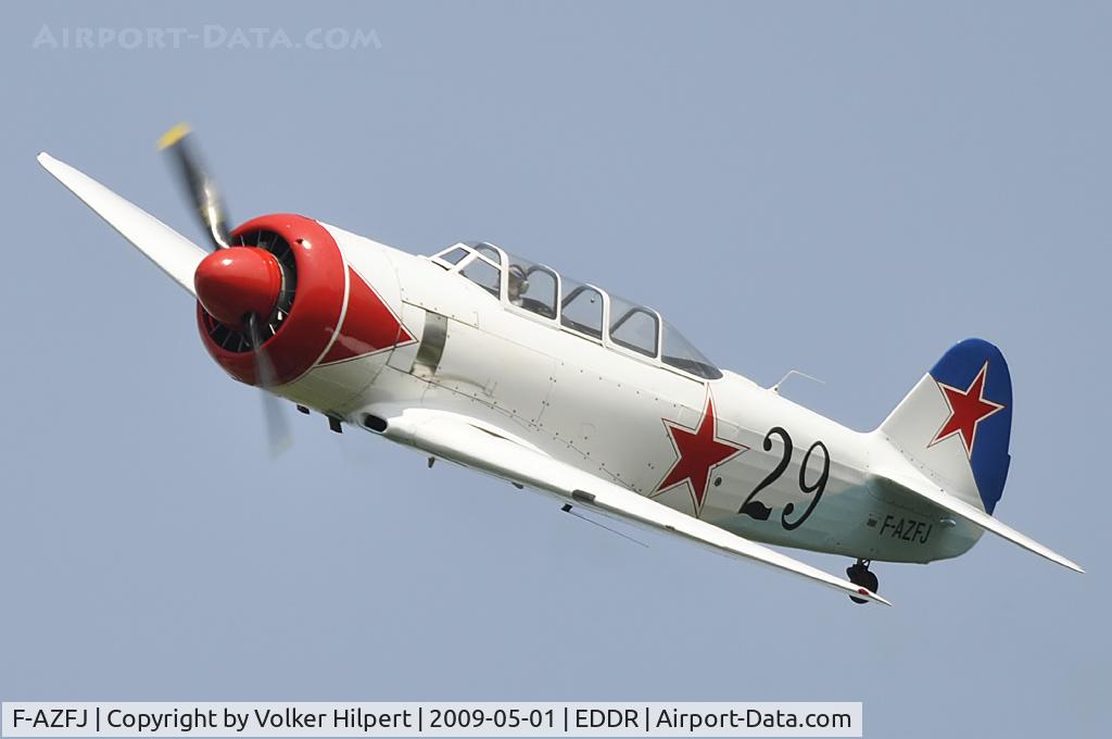 F-AZFJ, Yakovlev Yak-11 C/N 25 III/02, at scn