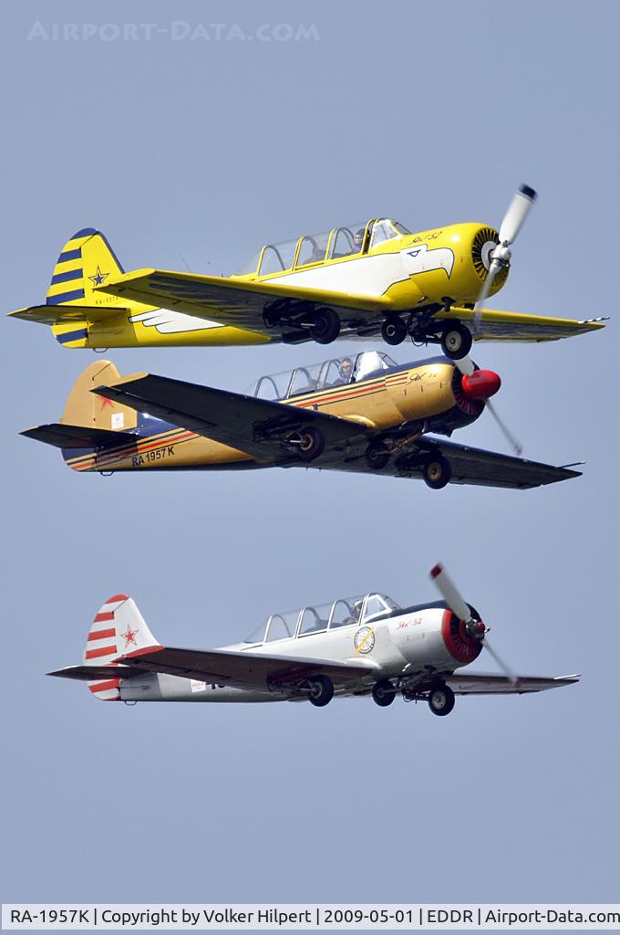 RA-1957K, Yakovlev Yak-52 C/N 822615, at scn