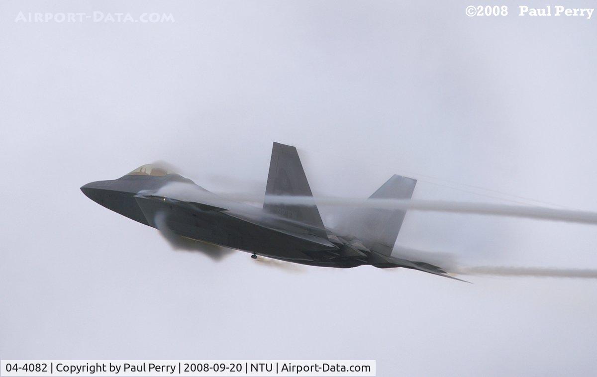 04-4082, 2004 Lockheed Martin F-22A Raptor C/N 4082, Bad weather, good shot.